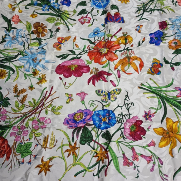 Seta Silk Floral Scarf (Blue/Multi) E-5 - Picture 3 of 7